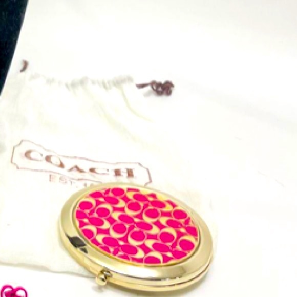 Y2K COACH PINK SIGNATURE C COMPACT MIRROR MONOGRAM - Picture 5 of 10